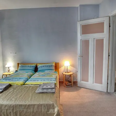 Retro & Friendly Old Town House With A Garden Dom wakacyjny